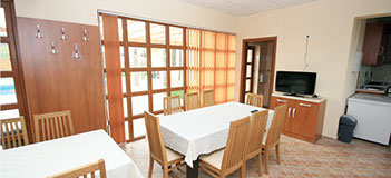 Dining Room in Guest House Signal